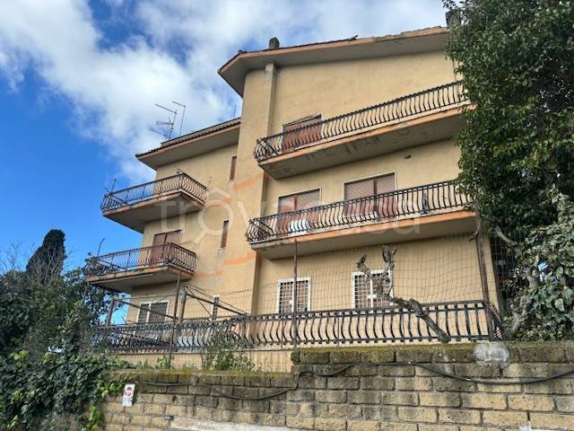 appartamento in vendita a Roma in zona Prima Porta