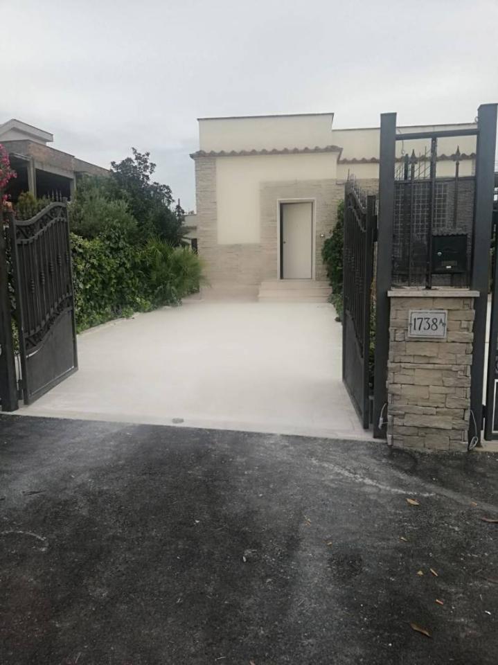 casa indipendente in vendita a Roma in zona Borghesiana