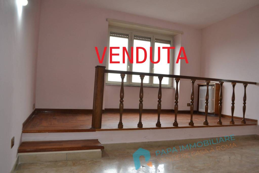 appartamento in vendita a Roma in zona Ostiense