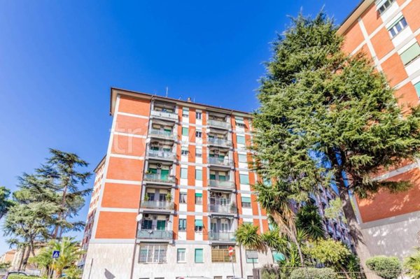 appartamento in vendita a Roma in zona Torre Spaccata