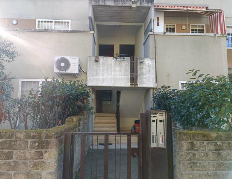 appartamento in vendita a Roma in zona Torre Gaia