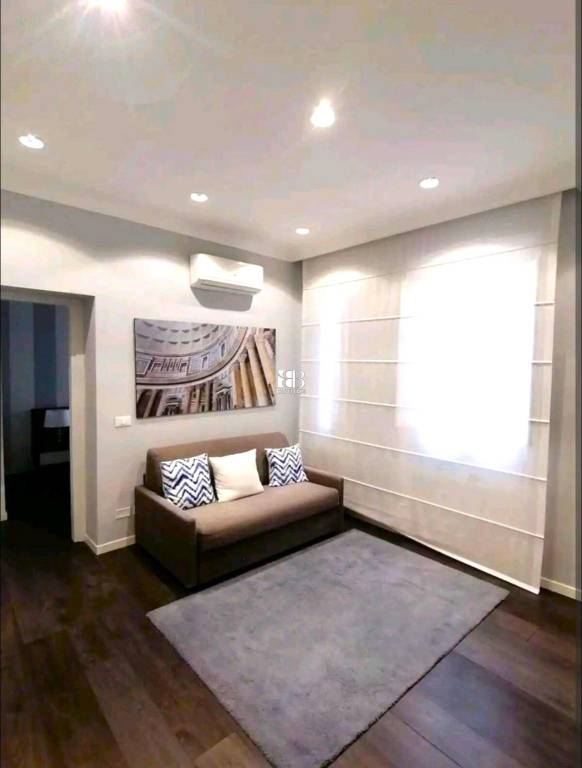 negozio in vendita a Roma in zona Campo Marzio