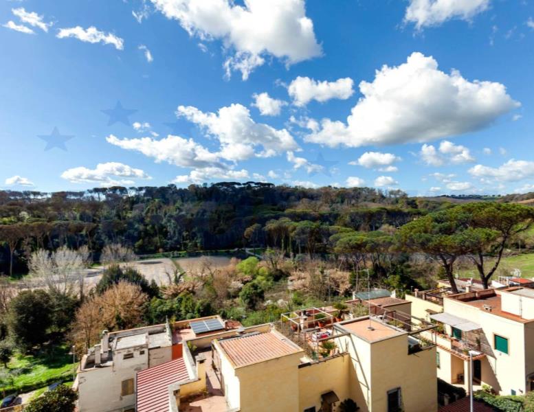 casa indipendente in vendita a Roma