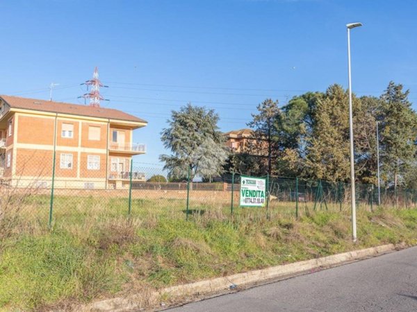 terreno agricolo in vendita a Roma in zona Case Rosse