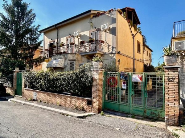 appartamento in vendita a Roma in zona Tor Sapienza