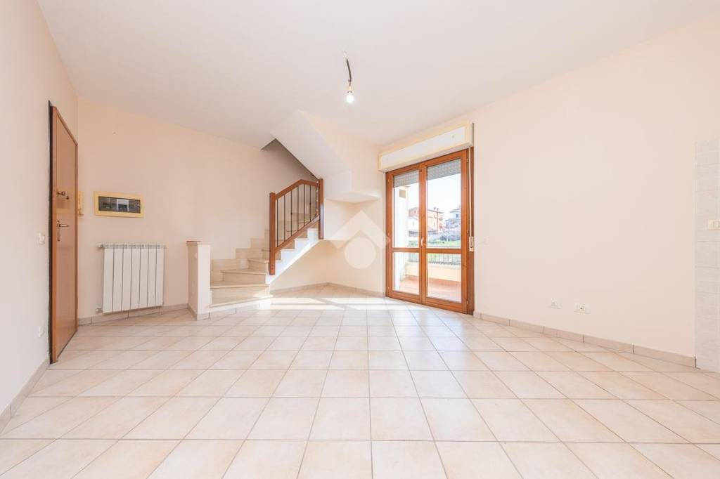 appartamento in vendita a Roma in zona Borghesiana
