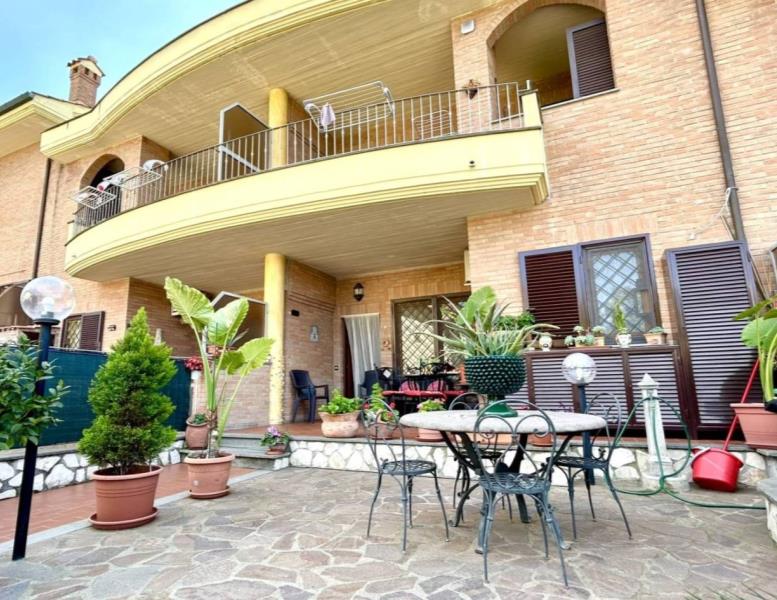 villa in vendita a Roma in zona Della Vittoria