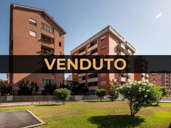 appartamento in vendita a Roma in zona Appio Claudio