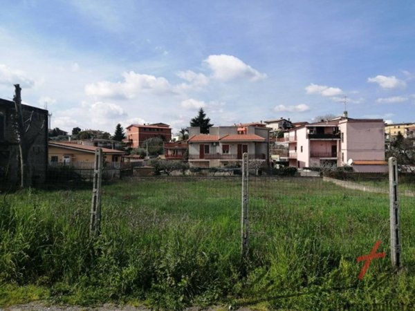 terreno edificabile in vendita a Roma in zona Fosso di San Giuliano
