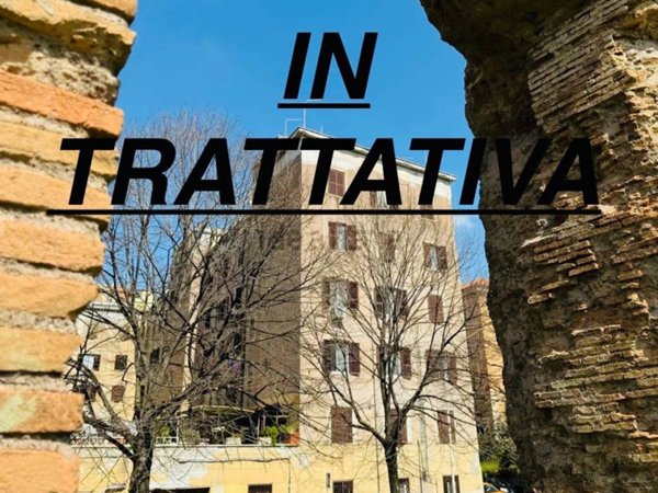 appartamento in vendita a Roma in zona Tuscolano