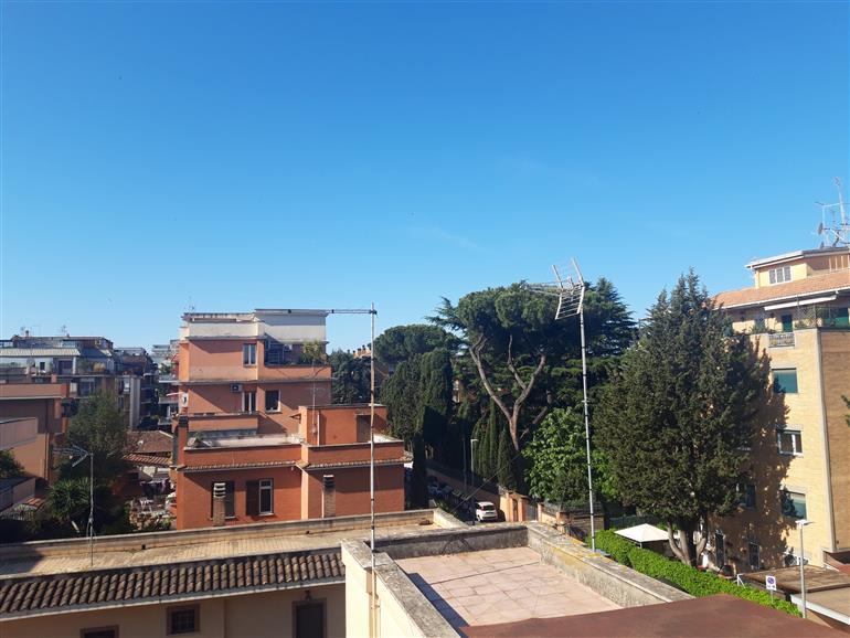 casa indipendente in vendita a Roma in zona Aurelio