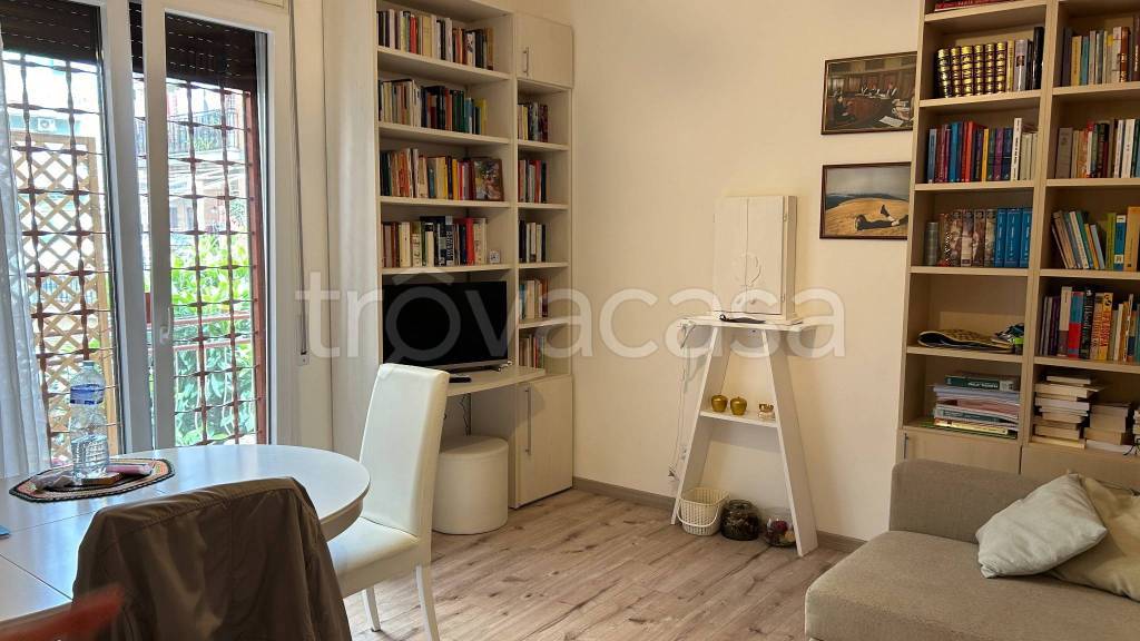 appartamento in vendita a Roma in zona Prenestino-Centocelle