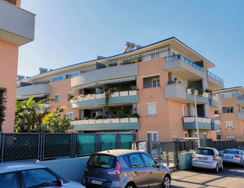 appartamento in vendita a Roma in zona Dragona/Bagnoletto