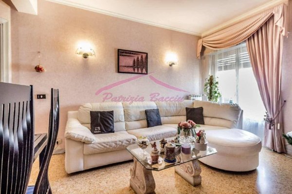 appartamento in vendita a Roma in zona Ostiense