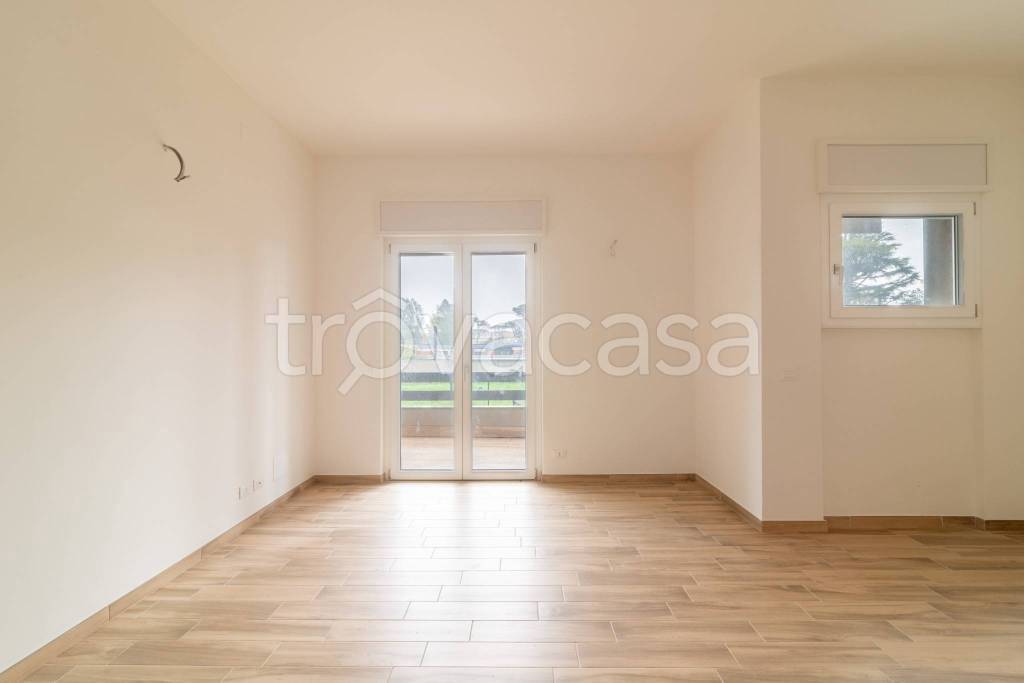 appartamento in vendita a Roma in zona Massimina/Casal Lumbroso