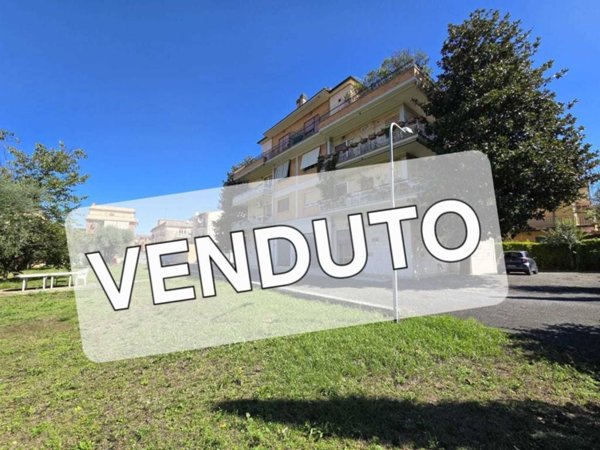 appartamento in vendita a Roma in zona Romanina