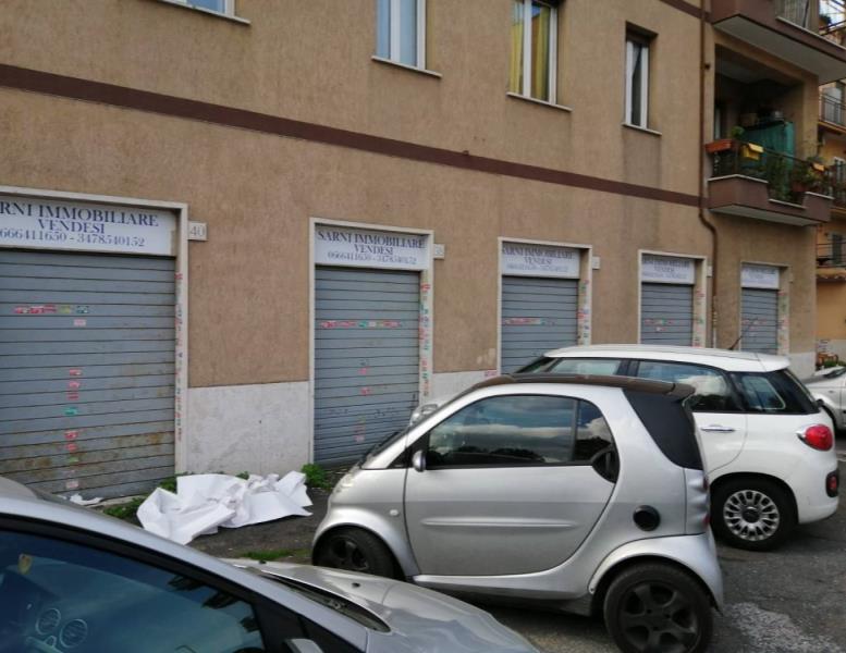 negozio in vendita a Roma in zona Portuense