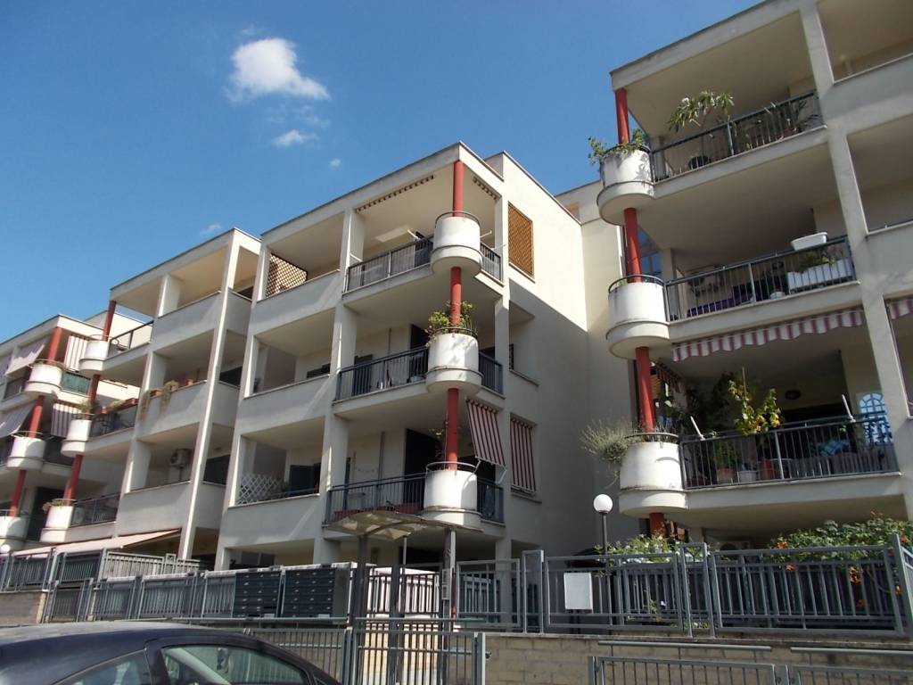 appartamento in vendita a Roma in zona Mezzocammino