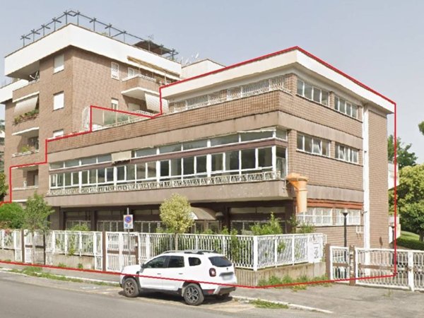 negozio in vendita a Roma in zona Monte Sacro/Talenti