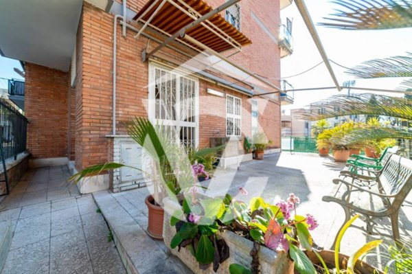 appartamento in vendita a Roma in zona Prenestino-Centocelle