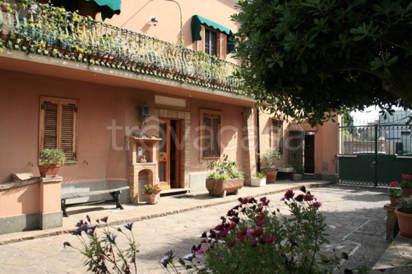 casa indipendente in vendita a Roma in zona Gianicolense