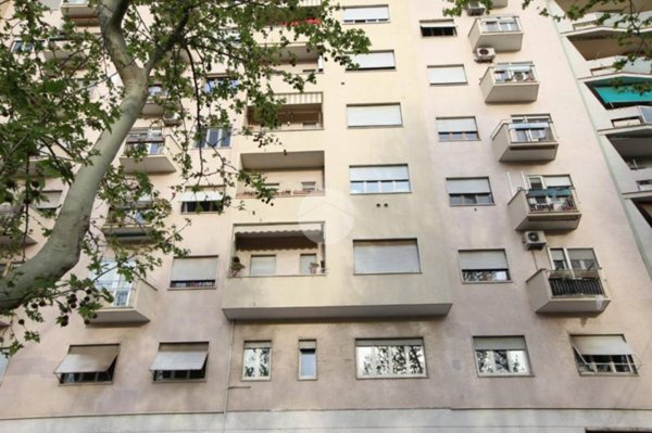 appartamento in vendita a Roma in zona Ostiense