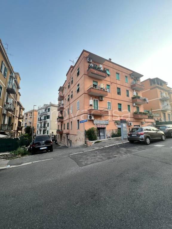 appartamento in vendita a Roma in zona Prenestino-Centocelle