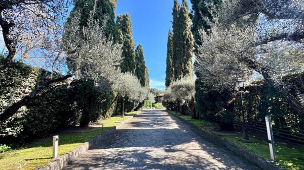 villa in vendita a Roma in zona Olgiata