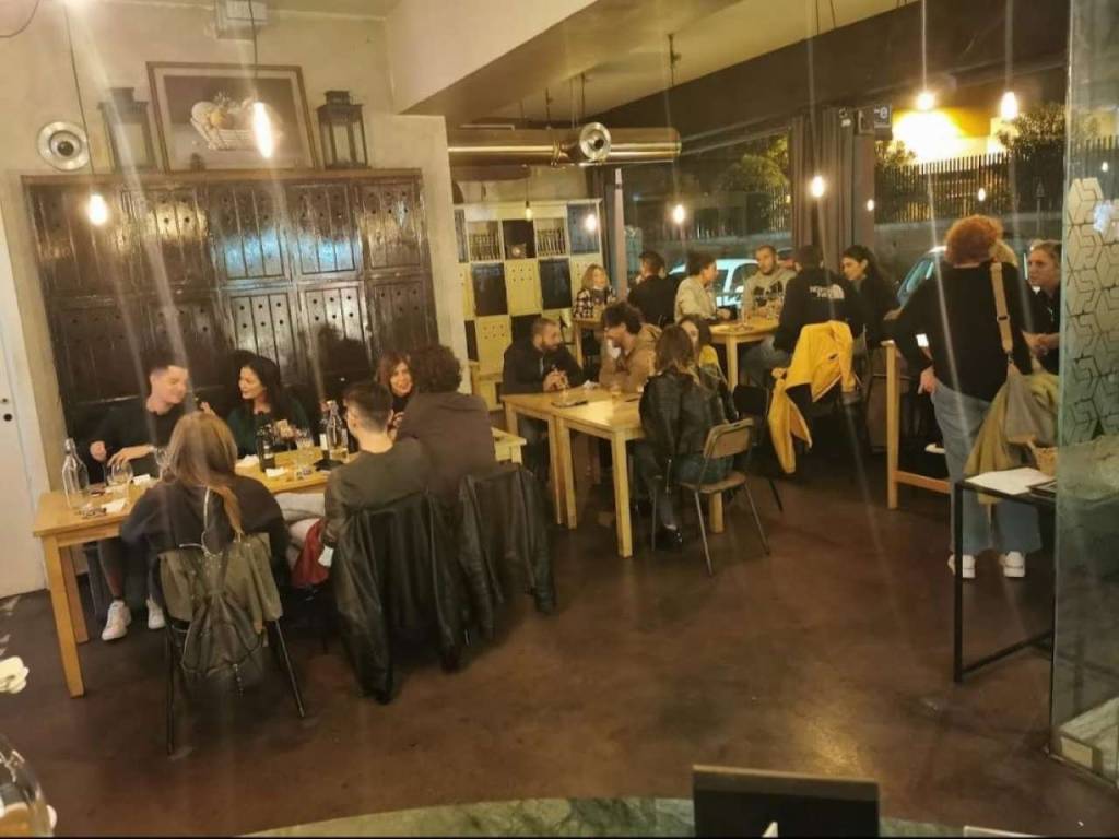 negozio in vendita a Roma in zona Trastevere