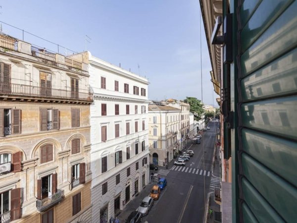 appartamento in vendita a Roma in zona Castro Pretorio