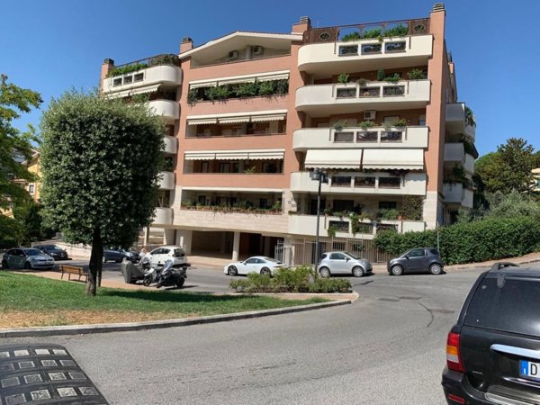 appartamento in vendita a Roma in zona Val Melaina