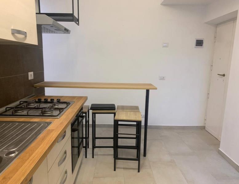 appartamento in vendita a Roma in zona Tuscolano