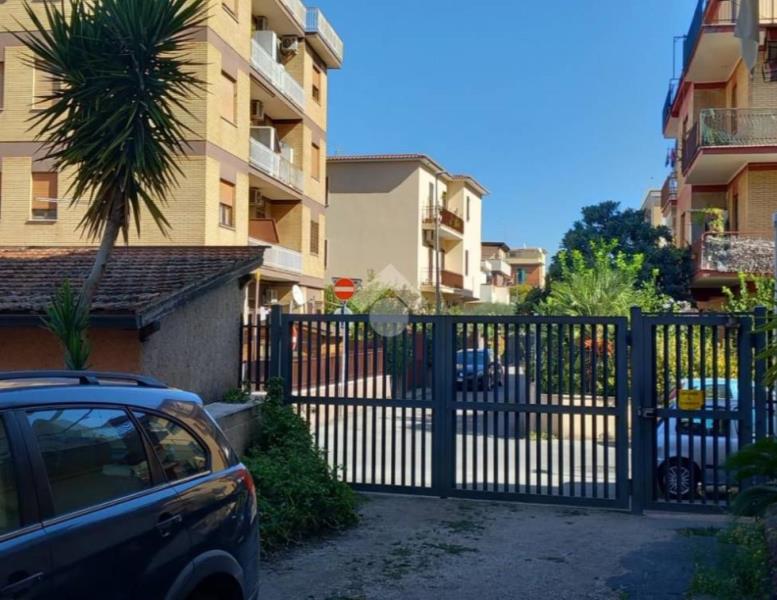 appartamento in vendita a Roma in zona Tor Vergata/Torrenova