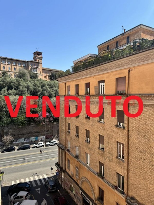 appartamento in vendita a Roma in zona Testaccio