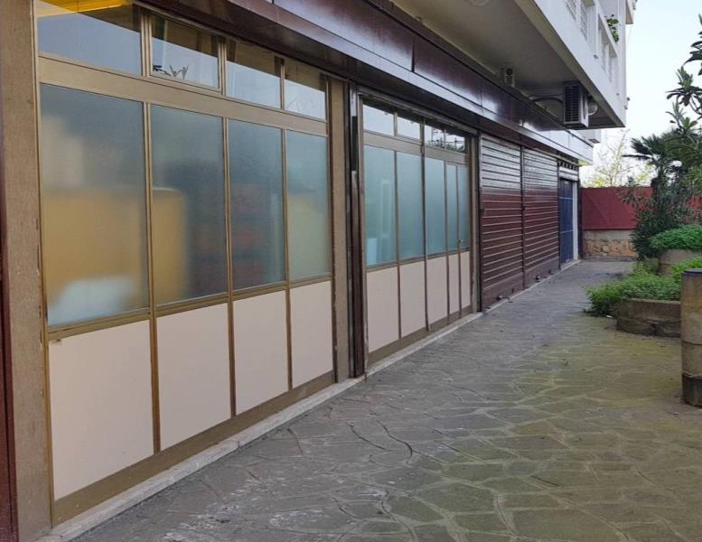 locale commerciale in vendita a Roma in zona Salario