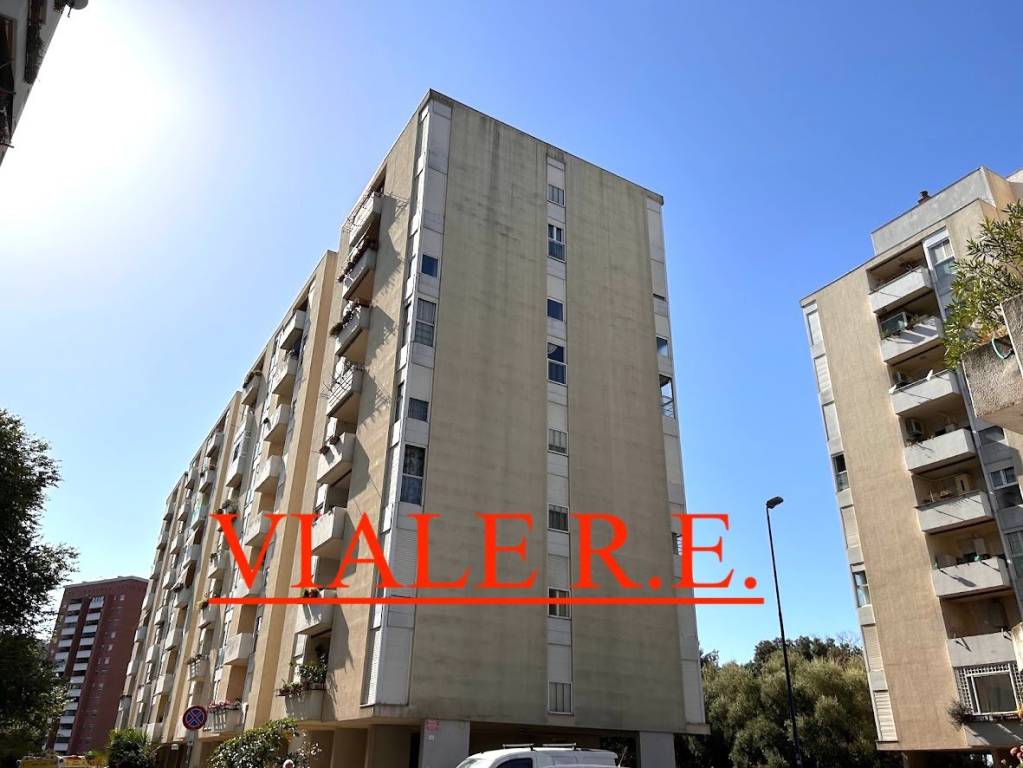 appartamento in vendita a Roma in zona Ostiense