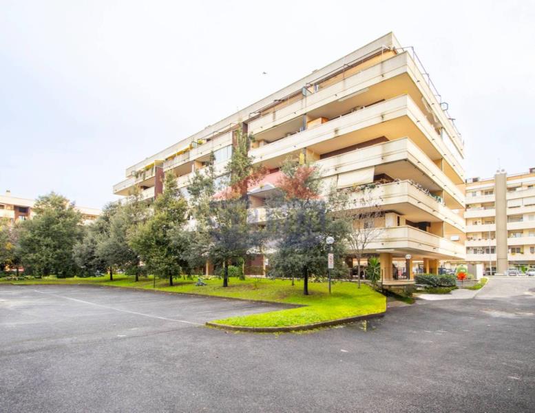 appartamento in vendita a Roma in zona Ponte di Nona
