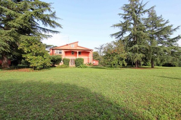 casa indipendente in vendita a Roma in zona Tor di Quinto