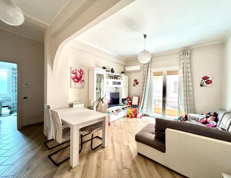 appartamento in vendita a Roma in zona Prenestino-Centocelle
