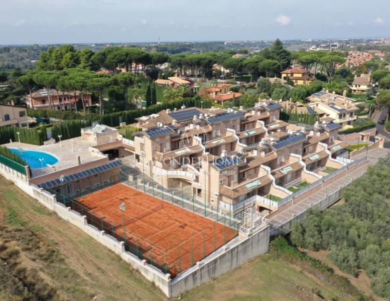 casa indipendente in vendita a Roma