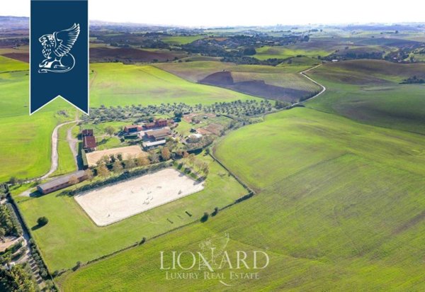 azienda agricola in vendita a Roma in zona Trigoria