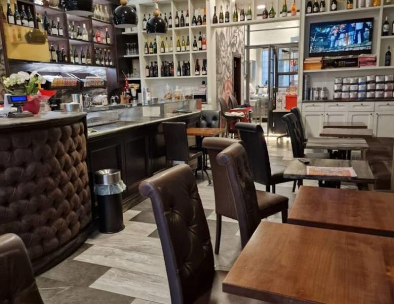 negozio in vendita a Roma in zona Trieste