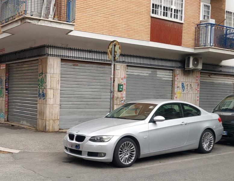 locale commerciale in vendita a Roma in zona Prenestino-Labicano