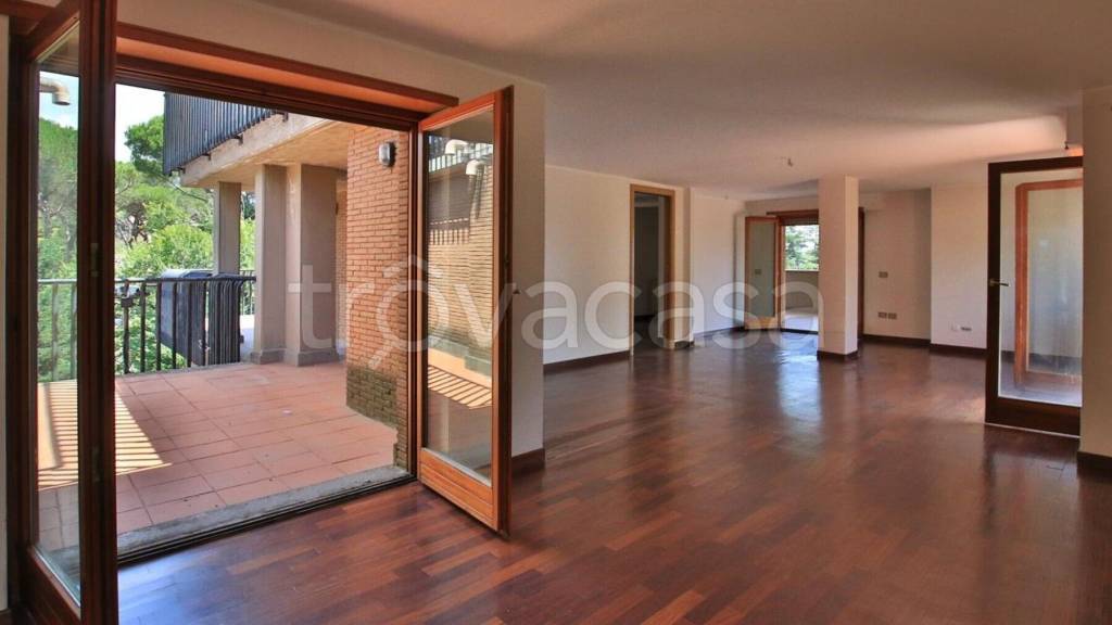 appartamento in vendita a Roma in zona Tor di Quinto