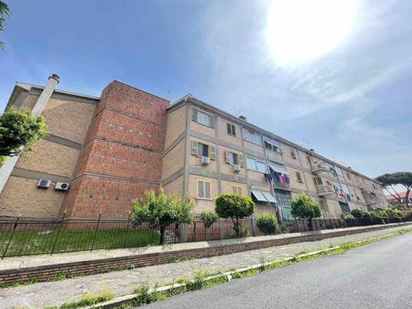 appartamento in vendita a Roma in zona Prenestino-Centocelle