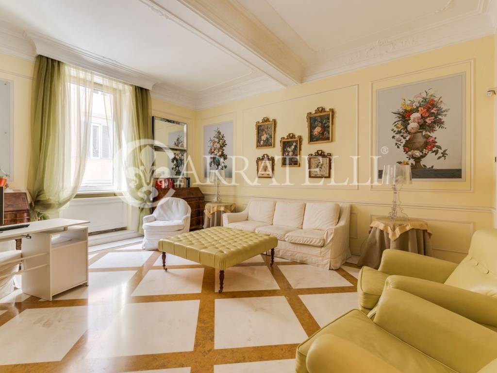 appartamento in vendita a Roma in zona Campo Marzio