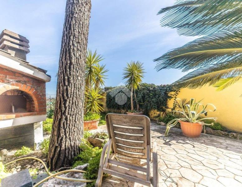 casa indipendente in vendita a Roma in zona Casal Morena