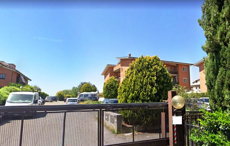 appartamento in vendita a Roma in zona Finocchio