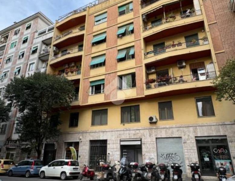 appartamento in vendita a Roma in zona Prenestino-Labicano