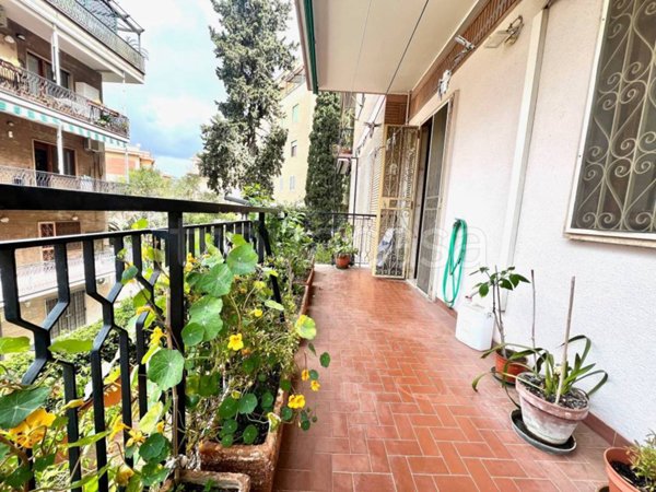 appartamento in vendita a Roma in zona Gianicolense